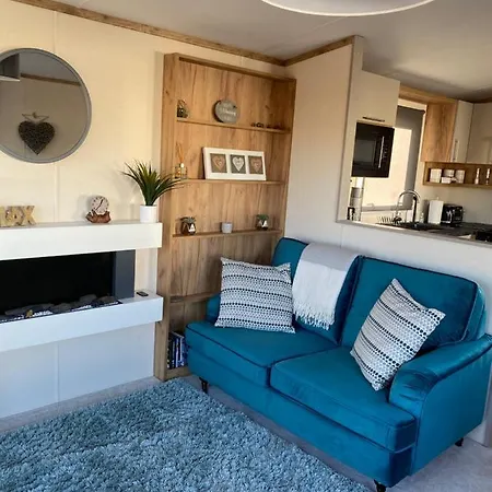 Serendipity Holiday Not For Use By Contractors *